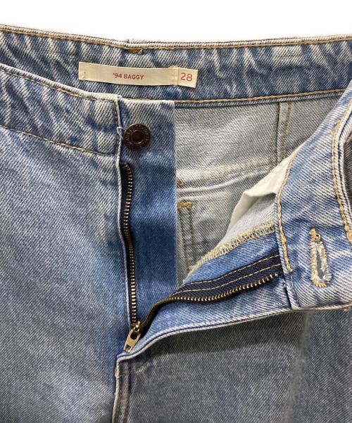 LEVI'S（リーバイス）LEVI'S (リーバイス) LEVI'S ´94 BAGGY デニムカーゴパンツ ブルー サイズ:W28の古着・服飾アイテム