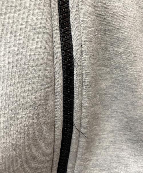 NIKE（ナイキ）NIKE (ナイキ) NIKE 浦和レッズ ジップパーカー グレー サイズ:Mの古着・服飾アイテム