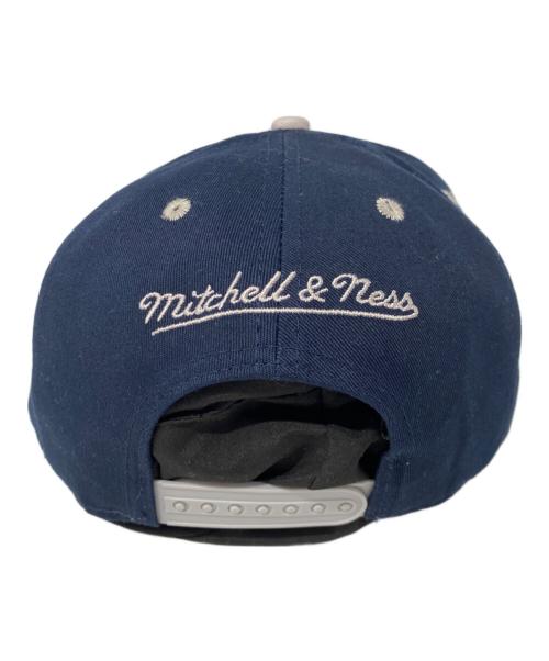 MITCHELL & NESS（ミッチェルアンドネス）MITCHELL & NESS (ミッチェルアンドネス) キャップ ネイビー×グレーの古着・服飾アイテム