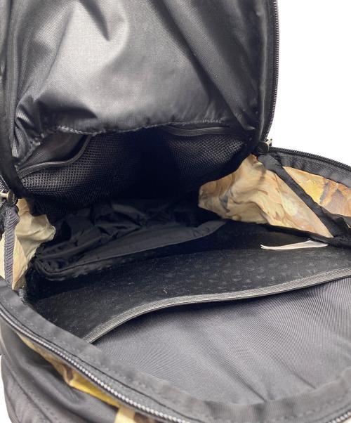 THE NORTH FACE（ザ ノース フェイス）THE NORTH FACE (ザ ノース フェイス) SUPREME (シュプリーム) リュック カーキの古着・服飾アイテム