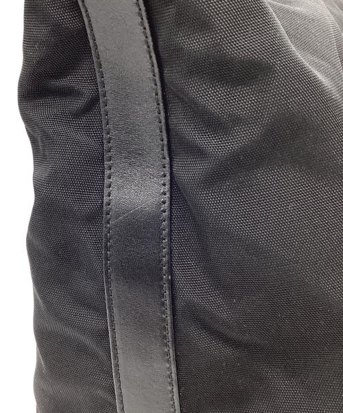 GUCCI（グッチ）GUCCI (グッチ) ショルダーバッグ ブラックの古着・服飾アイテム