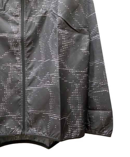 asics（アシックス）asics (アシックス) ランニングパッカブルウーブンジャケット ブラック サイズ:L 未使用品の古着・服飾アイテム