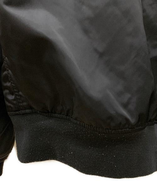 GU（ジーユー）GU (ジーユー) UNDERCOVER (アンダーカバー) MA-1ジャケット ブラック サイズ:XLの古着・服飾アイテム