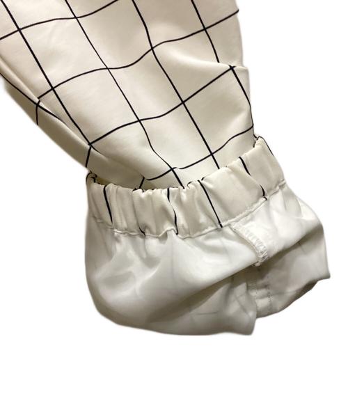 SUPREME（シュプリーム）Supreme (シュプリーム) Supreme Heavy Nylon Anorak ホワイト サイズ:Sの古着・服飾アイテム