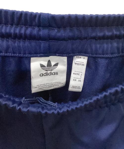 adidas（アディダス）adidas (アディダス) アディカラー クラシックス ファイヤーバード トラックパンツ ブルー サイズ:Sの古着・服飾アイテム