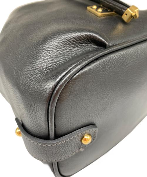 BLUE LABEL CRESTBRIDGE（ブルーレーベルクレストブリッジ）BLUE LABEL CRESTBRIDGE (ブルーレーベルクレストブリッジ) 巾着ショルダーバッグ ブラックの古着・服飾アイテム