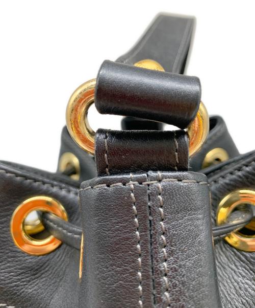 BLUE LABEL CRESTBRIDGE（ブルーレーベルクレストブリッジ）BLUE LABEL CRESTBRIDGE (ブルーレーベルクレストブリッジ) 巾着ショルダーバッグ ブラックの古着・服飾アイテム