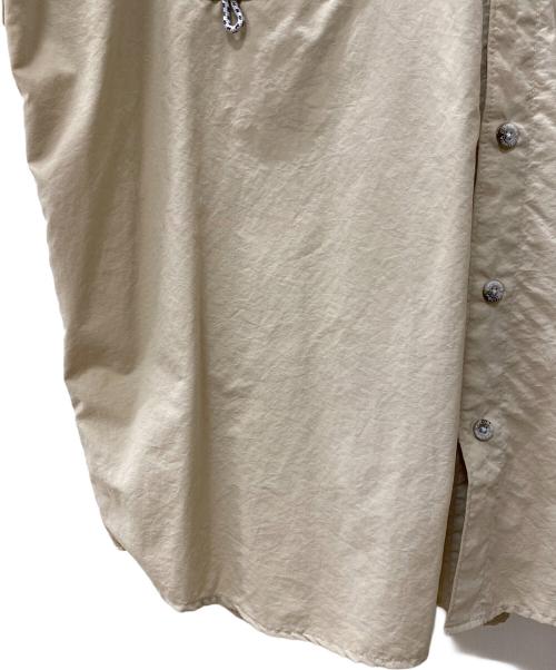 Columbia（コロンビア）Columbia (コロンビア) 半袖シャツ ベージュ サイズ:Lの古着・服飾アイテム