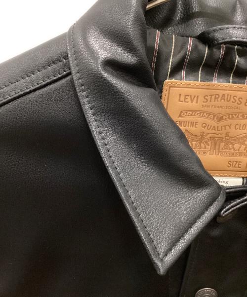 LEVI'S（リーバイス）LEVI'S (リーバイス) LIMITED LEATHER TRUCKER JACKET ブラック サイズ:Mの古着・服飾アイテム