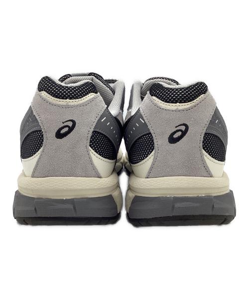 asics（アシックス）asics (アシックス) スニーカー ブラック×グレー サイズ:28cmの古着・服飾アイテム