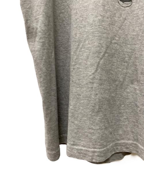 AAKAM（アーカム）AAKAM (アーカム) Tシャツ グレー サイズ:Lの古着・服飾アイテム