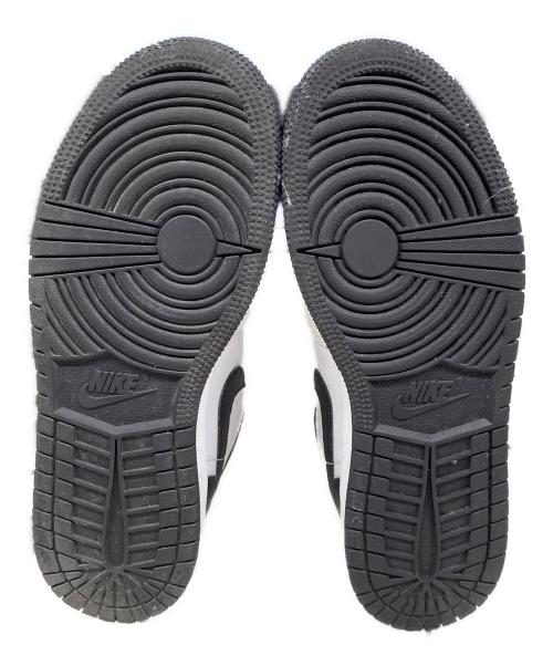 NIKE（ナイキ）NIKE (ナイキ) スニーカー ホワイト×ブラック サイズ:23.5の古着・服飾アイテム