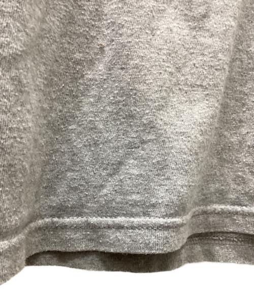 stussy（ステューシー）stussy (ステューシー) NIKE (ナイキ) Tシャツ グレー サイズ:MEDIUMの古着・服飾アイテム