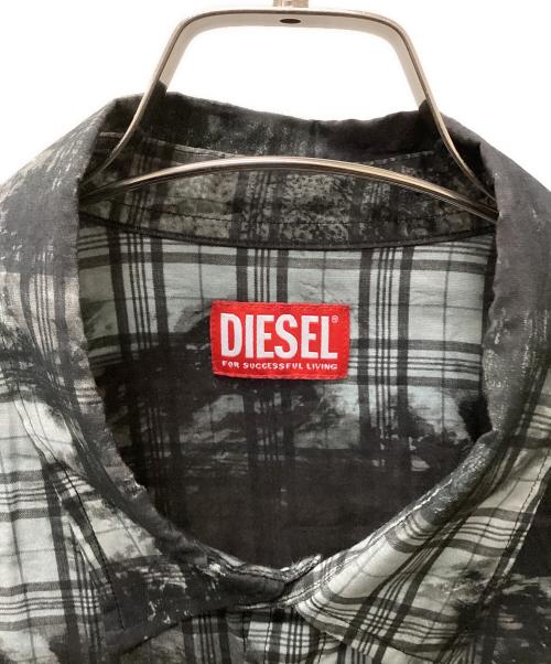 DIESEL（ディーゼル）DIESEL (ディーゼル) 半袖シャツ ブラック×グレー サイズ:52の古着・服飾アイテム