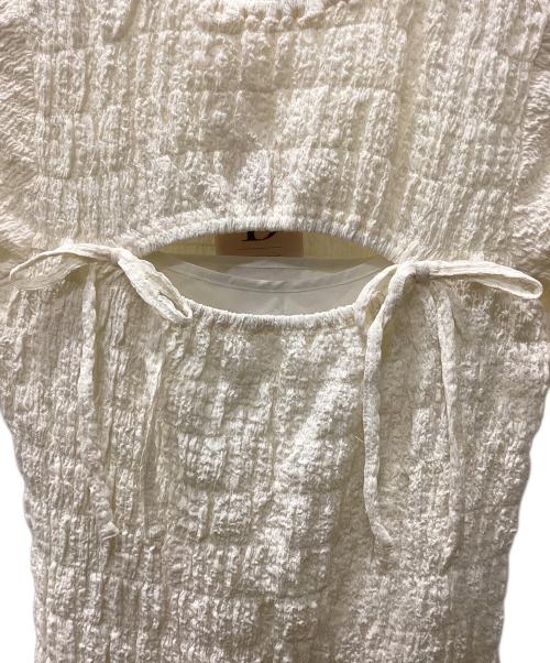 darich（ダーリッチ）darich (ダーリッチ) リボンシャーリングミニワンピース ホワイト サイズ:Free 未使用品の古着・服飾アイテム