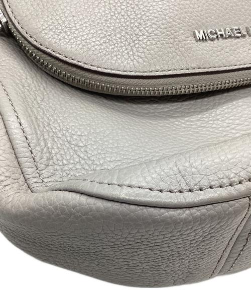 MICHAEL KORS（マイケルコース）MICHAEL KORS (マイケル・コース) レザーショルダーバッグ グレーの古着・服飾アイテム