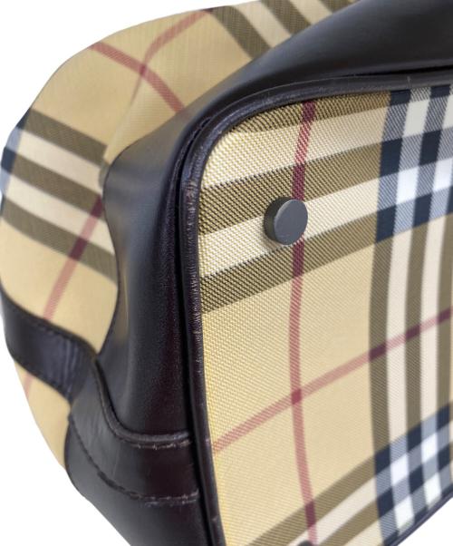 BURBERRY LONDON（バーバリーロンドン）BURBERRY LONDON (バーバリーロンドン) ノバチェック柄巾着ショルダーバッグ ベージュの古着・服飾アイテム