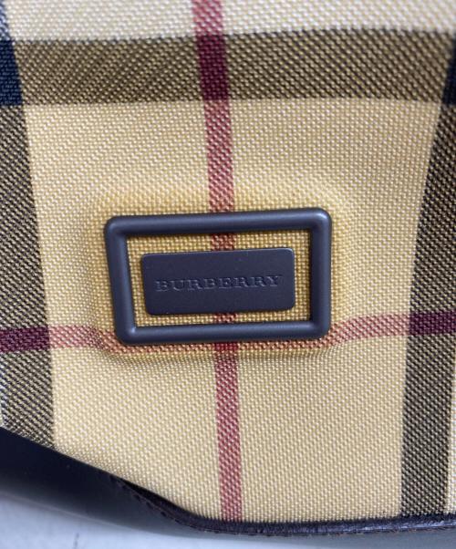 BURBERRY LONDON（バーバリーロンドン）BURBERRY LONDON (バーバリーロンドン) ノバチェック柄巾着ショルダーバッグ ベージュの古着・服飾アイテム