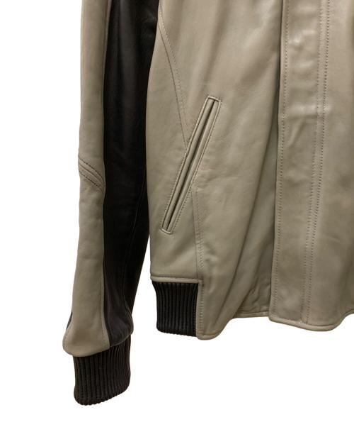 MORGAN HOMME（モルガンオム）MORGAN HOMME (モルガンオム) レザージャケット グレー×ブラック サイズ:Lの古着・服飾アイテム