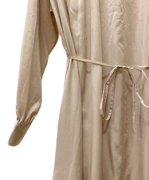 BACCA（バッカ）BACCA (バッカ) 長袖ワンピース ベージュ サイズ:Sの古着・服飾アイテム