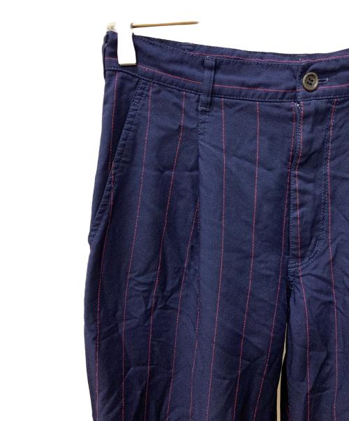 COMME des GARCONS（コムデギャルソン）COMME des GARCONS (コムデギャルソン) 22SS ポリ縮絨 ストライプ テーパードパンツ ネイビー サイズ:XSの古着・服飾アイテム