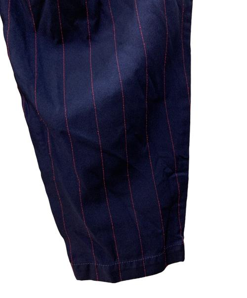 COMME des GARCONS（コムデギャルソン）COMME des GARCONS (コムデギャルソン) 22SS ポリ縮絨 ストライプ テーパードパンツ ネイビー サイズ:XSの古着・服飾アイテム