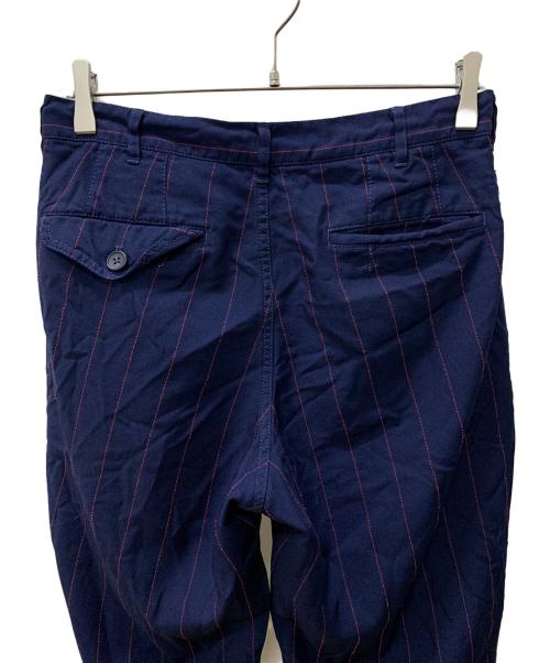 COMME des GARCONS（コムデギャルソン）COMME des GARCONS (コムデギャルソン) 22SS ポリ縮絨 ストライプ テーパードパンツ ネイビー サイズ:XSの古着・服飾アイテム