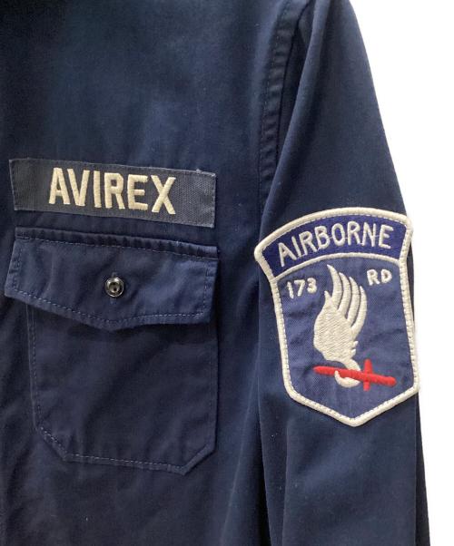 AVIREX（アヴィレックス）AVIREX (アヴィレックス) スーベニアシャツ ネイビー サイズ:Mの古着・服飾アイテム