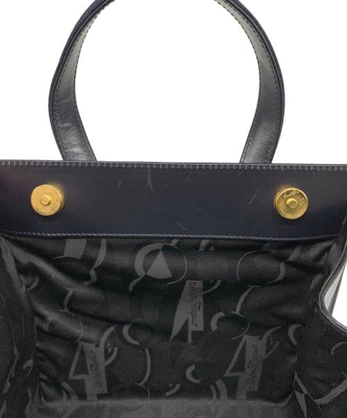 Salvatore Ferragamo（サルヴァトーレ フェラガモ）Salvatore Ferragamo (サルヴァトーレ フェラガモ) ハンドバッグ ネイビーの古着・服飾アイテム