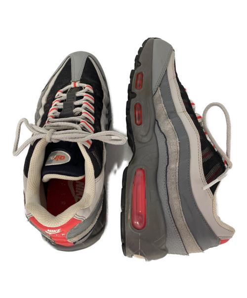 NIKE（ナイキ）NIKE (ナイキ) AIR MAX95 グレー サイズ:24.5cmの古着・服飾アイテム