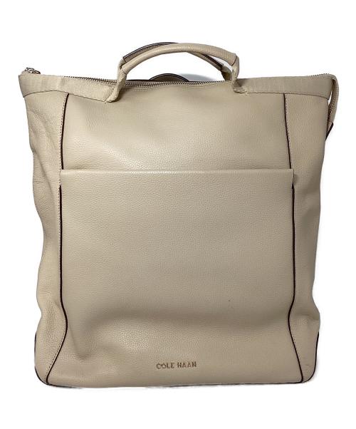 COLE HAAN（コールハーン）COLE HAAN (コールハーン) レザーコンバーチブル バックパック ベージュの古着・服飾アイテム