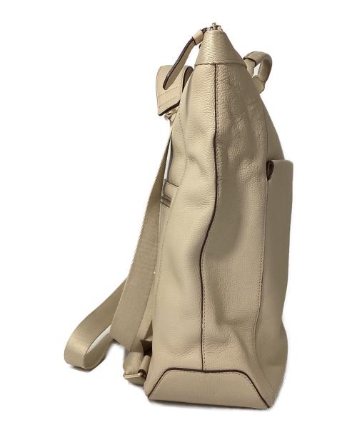 COLE HAAN（コールハーン）COLE HAAN (コールハーン) レザーコンバーチブル バックパック ベージュの古着・服飾アイテム