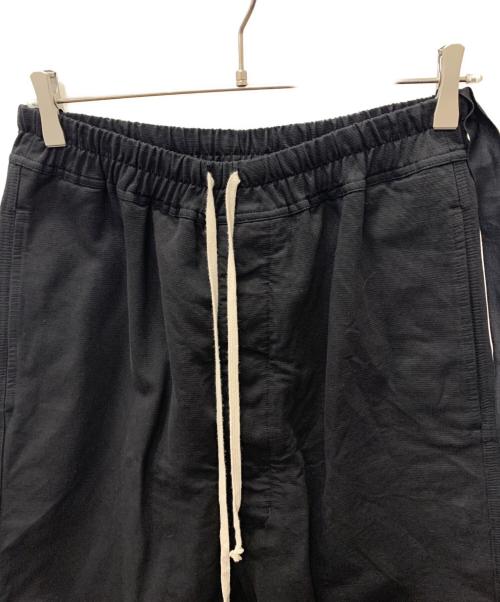 RICK OWENS DRKSHDW（リックオウエンス ダークシャドウ）Rick Owens DRKSHDW (リックオウエンス ダークシャドウ) ハーフパンツ ブラック サイズ:XSの古着・服飾アイテム