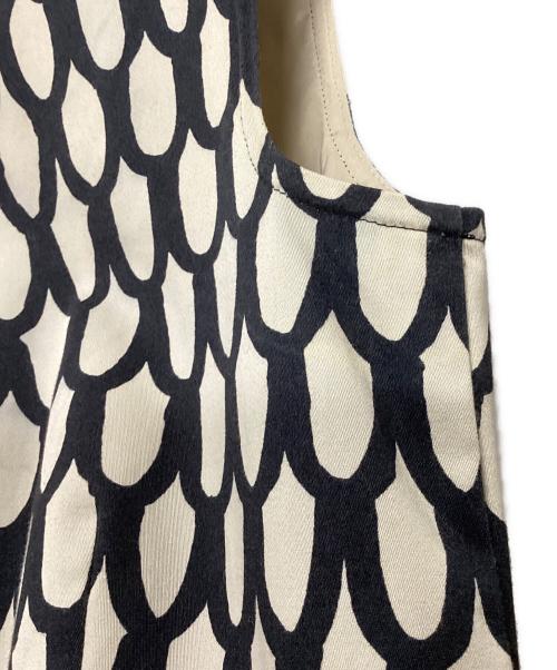 marimekko（マリメッコ）marimekko (マリメッコ) ノースリーブワンピース アイボリー×ブラック サイズ:36の古着・服飾アイテム
