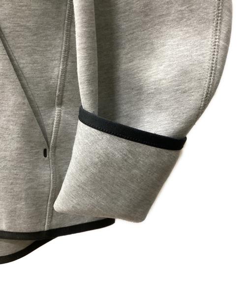 NIKE（ナイキ）NIKE (ナイキ) ジップパーカー グレー サイズ:Mの古着・服飾アイテム