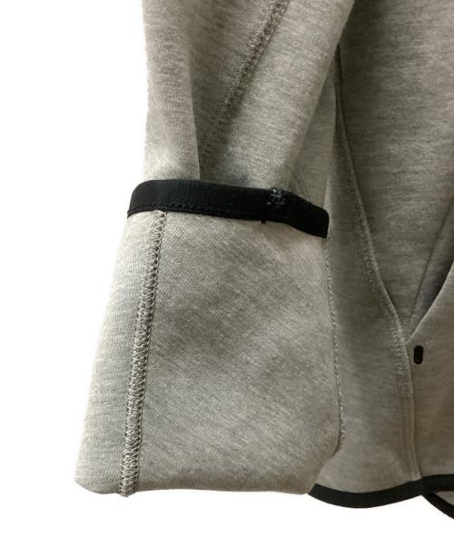 NIKE（ナイキ）NIKE (ナイキ) ジップパーカー グレー サイズ:Mの古着・服飾アイテム