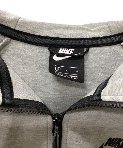 NIKE（ナイキ）NIKE (ナイキ) ジップパーカー グレー サイズ:Mの古着・服飾アイテム