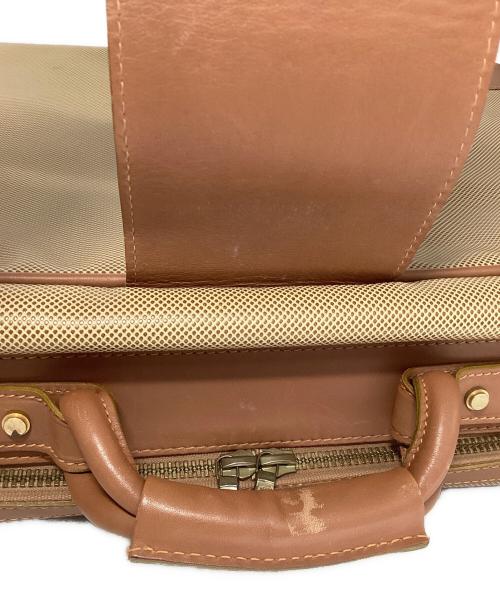 BOTTEGA VENETA（ボッテガベネタ）BOTTEGA VENETA (ボッテガベネタ) ボストンバッグ ベージュの古着・服飾アイテム