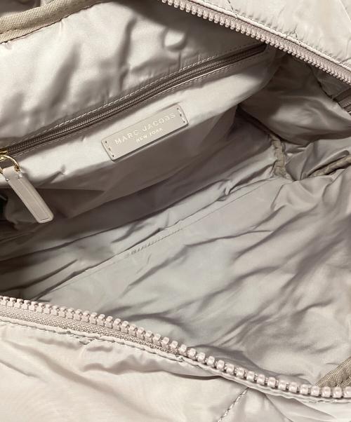 MARC JACOBS（マークジェイコブス）MARC JACOBS (マークジェイコブス) Quilted Nylon Weekender トートバッグ ピンクの古着・服飾アイテム