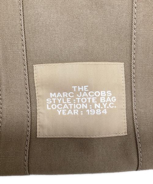 MARC JACOBS（マークジェイコブス）MARC JACOBS (マークジェイコブス) THE TOTE BAG カーキの古着・服飾アイテム