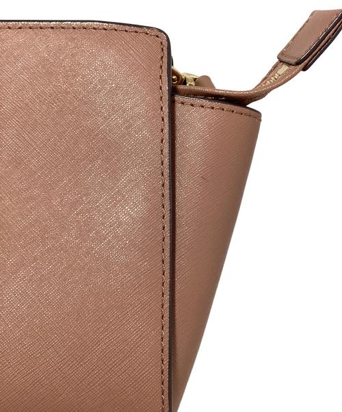 MICHAEL KORS（マイケルコース）MICHAEL KORS (マイケルコース) ショルダーバッグ ピンクの古着・服飾アイテム