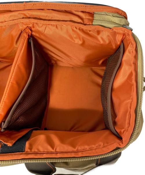 Eddie Bauer SPORT（エディーバウアースポーツ）Eddie Bauer SPORT (エディーバウアースポーツ) メッセンジャーバッグ カーキの古着・服飾アイテム