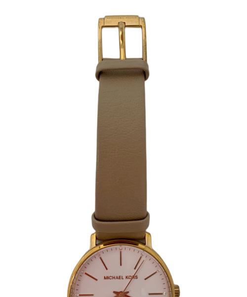 MICHAEL KORS（マイケルコース）MICHAEL KORS (マイケルコース) リストウォッチ ホワイトの古着・服飾アイテム