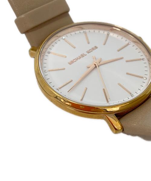 MICHAEL KORS（マイケルコース）MICHAEL KORS (マイケルコース) リストウォッチ ホワイトの古着・服飾アイテム