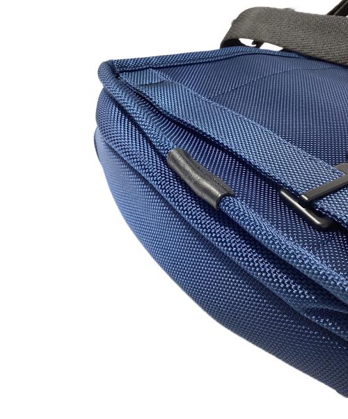 TUMI（トゥミ）TUMI (トゥミ) スミス スリングボディバッグ ブラック×ネイビーの古着・服飾アイテム