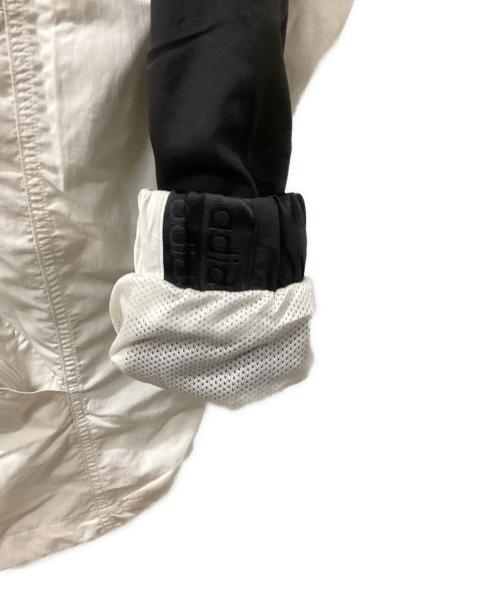 adidas（アディダス）adidas (アディダス) ウインドブレーカー ブラック×ホワイト サイズ:XOの古着・服飾アイテム