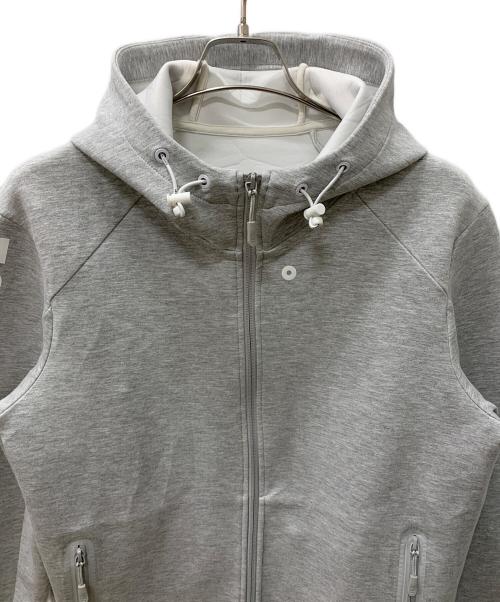 ARMANI EXCHANGE（アルマーニ エクスチェンジ）ARMANI EXCHANGE (アルマーニ エクスチェンジ) ジップパーカー グレー サイズ:Mの古着・服飾アイテム
