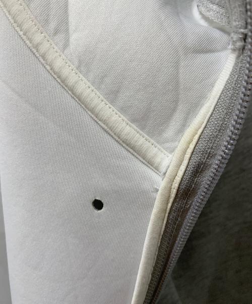 ARMANI EXCHANGE（アルマーニ エクスチェンジ）ARMANI EXCHANGE (アルマーニ エクスチェンジ) ジップパーカー グレー サイズ:Mの古着・服飾アイテム