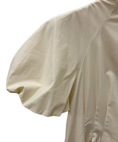 CELFORD（セルフォード）CELFORD (セルフォード) 半袖ワンピース アイボリー サイズ:38の古着・服飾アイテム