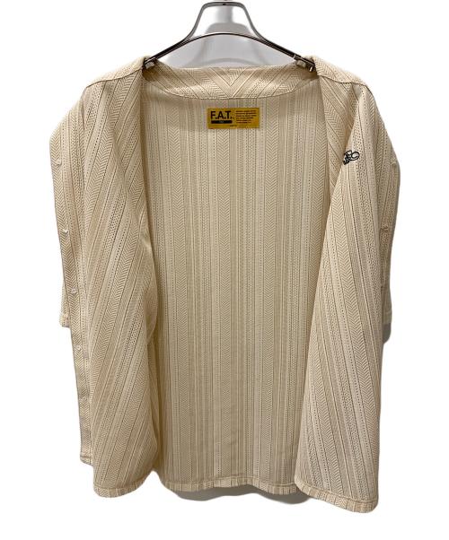 FAT（エフエーティー）FAT (エフエーティー) 半袖シャツ ベージュ サイズ:FATの古着・服飾アイテム